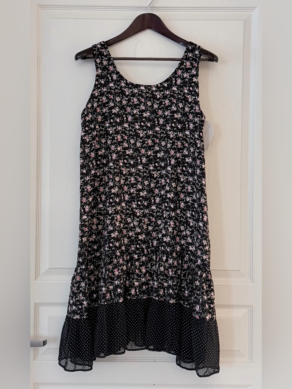 Black Sleeveless Floral Casual Dress with Pink Flower Print